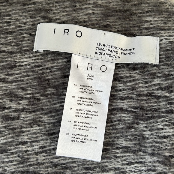 IRO stylish wool grey scarf - Picture 3 of 5